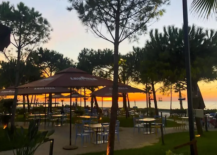 All Seasons Villa 3